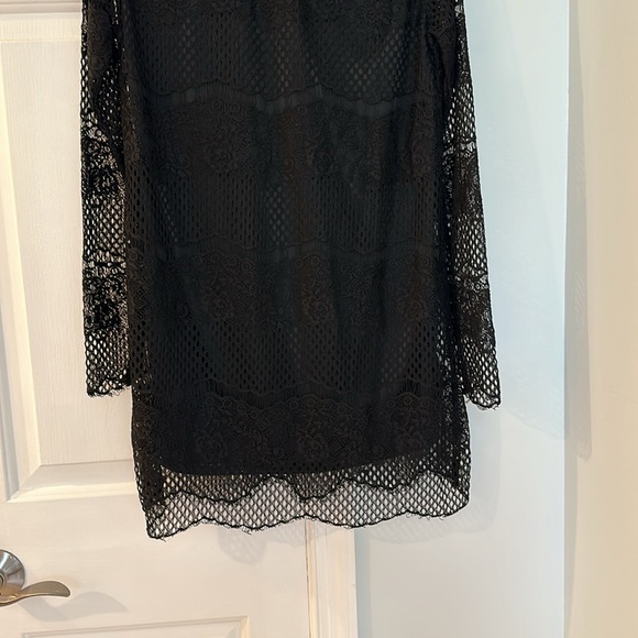 Cocktail Party Mini Black Lace Long Sleeves Dress - Picture 7 of 9